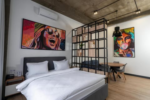 Bed, Photo of the whole room