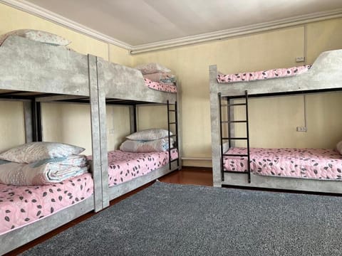 bunk bed