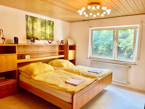 Sehr schöne Wohnung in 70839 Gerlingen in Deutschland Apartment in Stuttgart