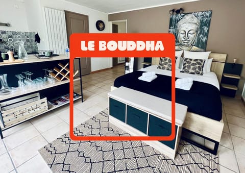 Kitchen or kitchenette, Photo of the whole room, Bedroom