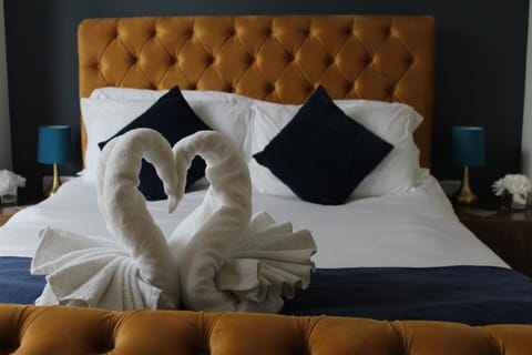 Bed, Bedroom