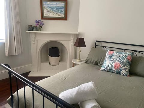 Lynmouth Cottage - a cosy home away from home House in Tasmania