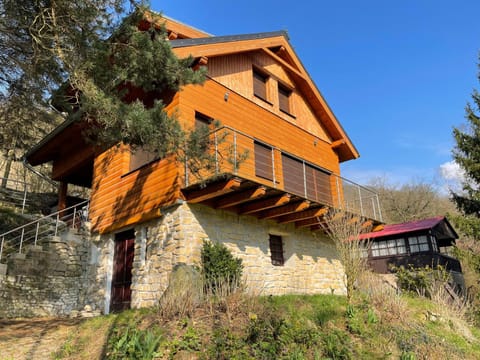 Property building, Day