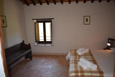 Agriturismo Il Loppo, your Home in the Woods Apartment in Umbria
