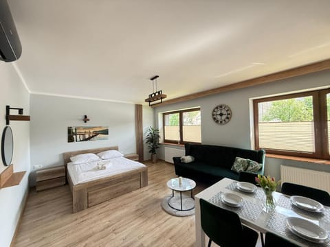 Living room, Bedroom