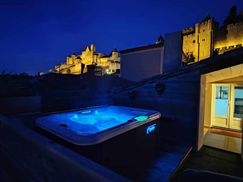 Night, Natural landscape, Pool view