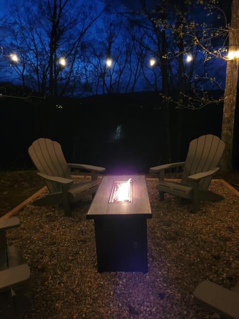 Patio, Night