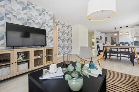 TV and multimedia, Living room