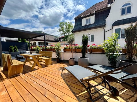 Balcony/Terrace, Mountain view