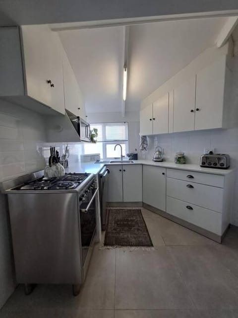 Die Boomhuis. Pearly Beach House in Western Cape