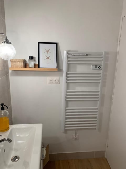 Appartement T2 - Bord de Mer - Parking privé - Wifi Apartment in Courseulles-sur-Mer