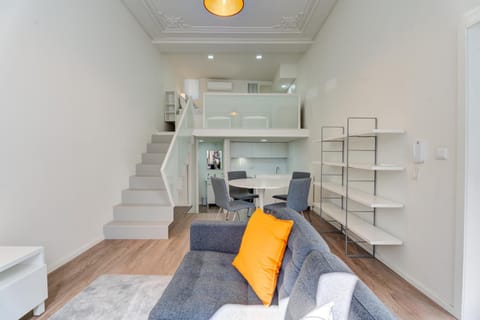 Kitchen or kitchenette, Living room, Seating area