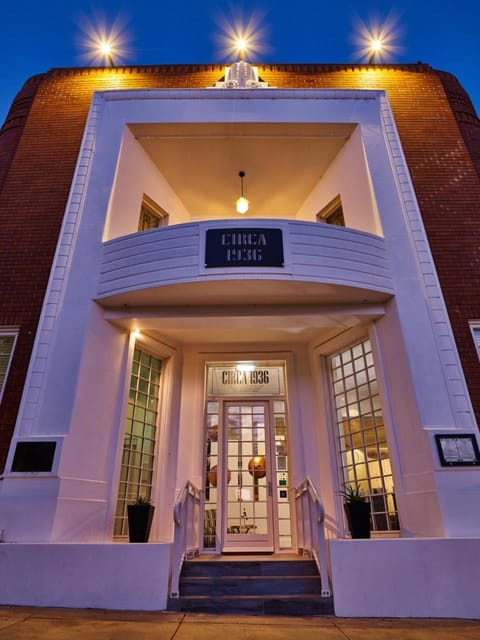 Property building, Facade/entrance, Night, Balcony/Terrace