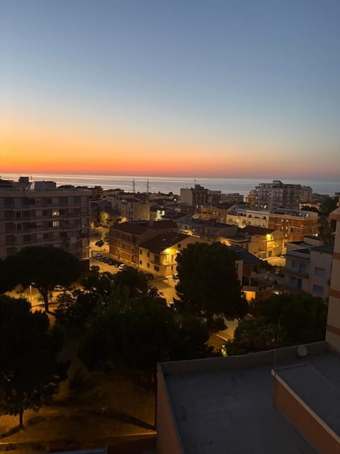 City view, Sea view, Sunset