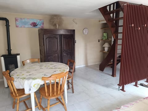 Charmante Maison près de Veyreau avec Vue sur Montagne House in Auvergne-Rhône-Alpes