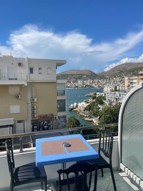 View (from property/room), Balcony/Terrace, City view, Sea view