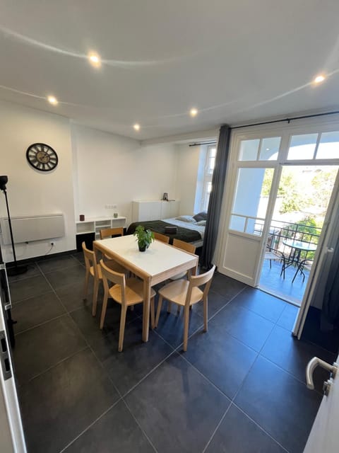 Appartement 6 personnes Strasbourg proche centre ville & parking Apartment in Strasbourg