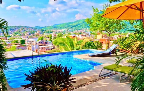 Mountain view, Swimming pool, Swimming pool, sunbed