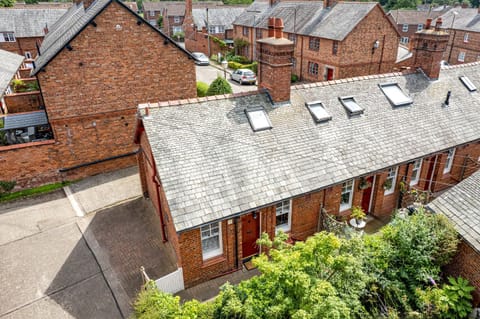 Property building, Neighbourhood, Bird's eye view