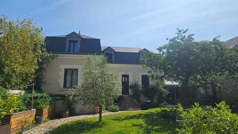 Property building, Garden, Garden view