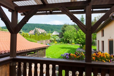 View (from property/room), Balcony/Terrace