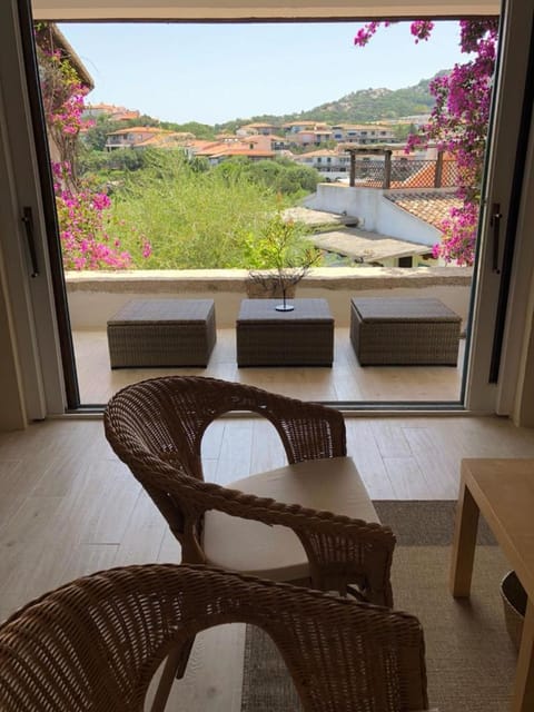 Patio, Natural landscape, View (from property/room), Balcony/Terrace, Living room, Seating area