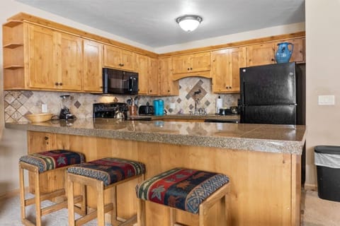 Cozy Ski In Ski Out Walk to Main St House in Breckenridge