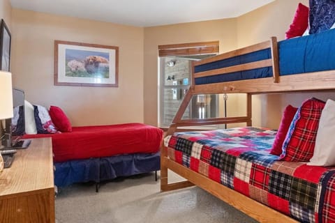 Cozy Ski In Ski Out Walk to Main St House in Breckenridge