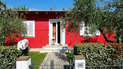 Property building, Garden view, Internal: Not applicable to any particular room
