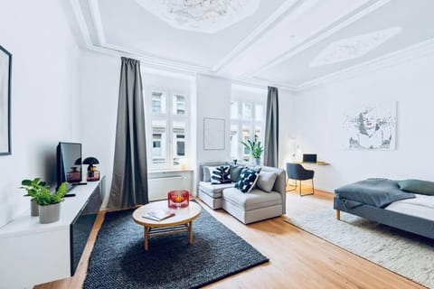 Bed, Living room, Bedroom