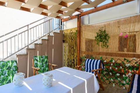 Garden, Balcony/Terrace