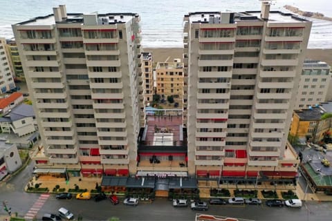 City view, Street view, Location