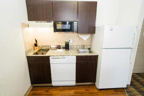 MainStay Suites Knoxville Airport Hotel in Alcoa