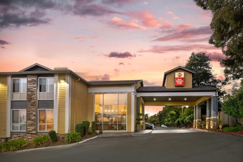 Best Western Plus Heritage Inn Hotel in Benicia