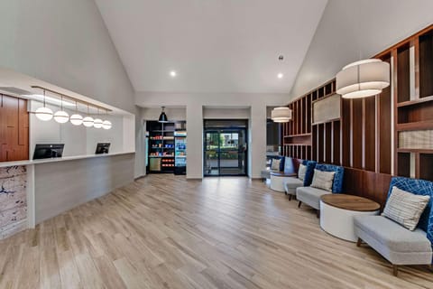 Comfort Suites Chesapeake - Norfolk Hotel in Chesapeake