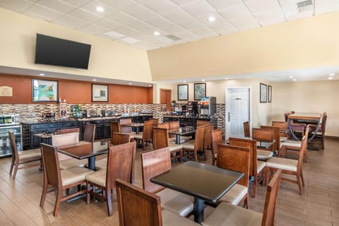 Best Western Green Tree Inn Hotel in Clarksville