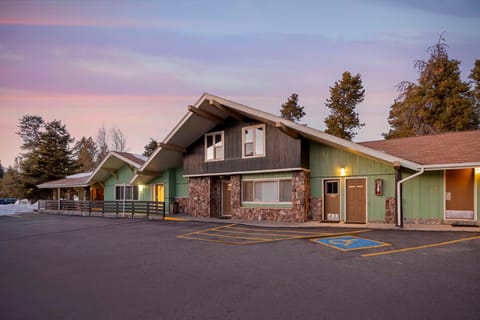 Best Western Ptarmigan Lodge Hotel in Dillon