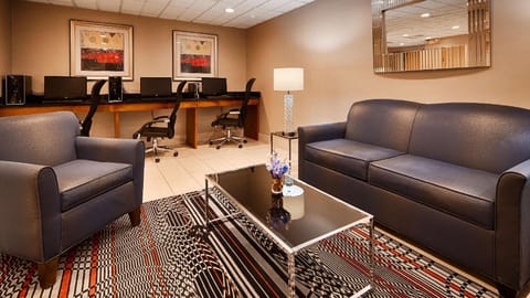 Days Inn by Wyndham Englewood Dayton Airport Hotel in Dayton