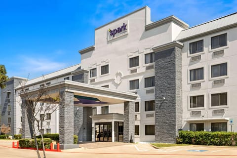 Spark by Hilton Grapevine DFW North Hotel in Grapevine