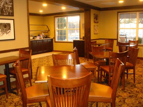 Country Inn & Suites by Radisson, Norcross, GA Hotel in Norcross