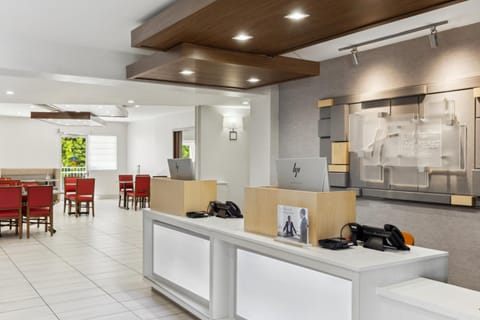 Holiday Inn Express & Suites Mountain View Silicon Valley By IHG Hotel in Mountain View
