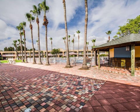 ISLAND HOTEL of Space Coast Hotel in Merritt Island