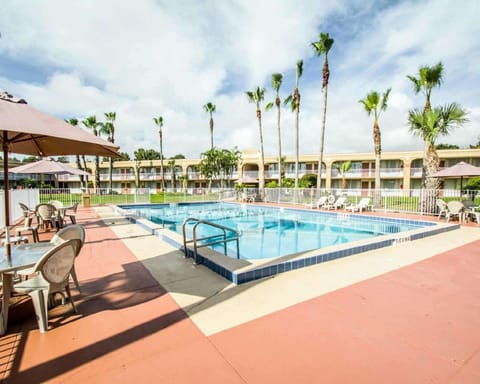 ISLAND HOTEL of Space Coast Hotel in Merritt Island