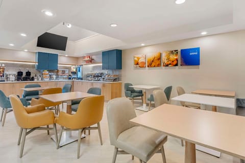 Comfort Inn Marina on the Monterey Bay Hotel in Marina