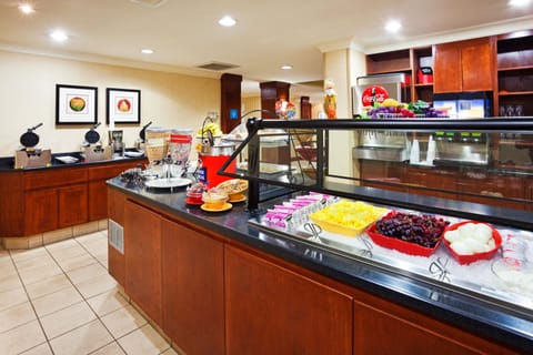 Staybridge Suites Chattanooga Downtown - Convention Center By IHG Hotel in Chattanooga