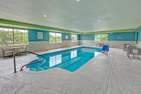 Holiday Inn Express Hotel & Suites Crossville By IHG Hotel in Crossville