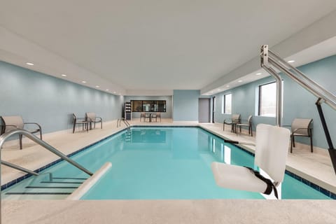 Holiday Inn Express Hotel & Suites Edmond By IHG Hotel in Edmond