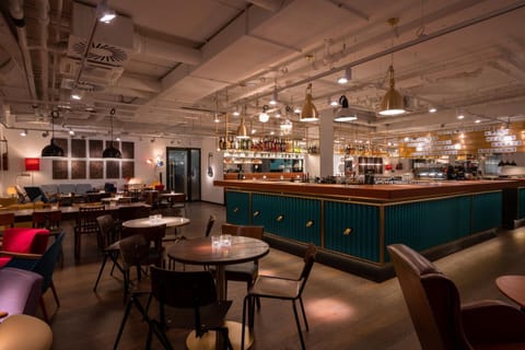 Bar/lounge