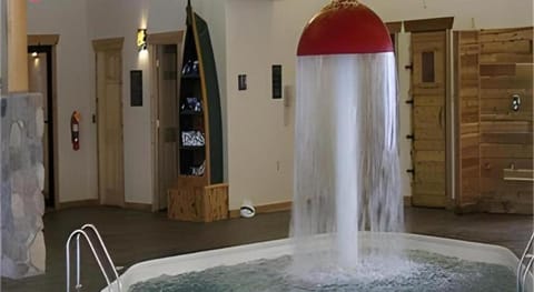 Holiday Inn Express Munising-Lakeview Hotel By IHG Hotel in Munising