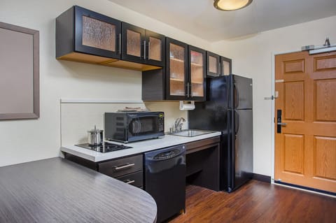 Candlewood Suites Bowling Green By IHG Hotel in Bowling Green